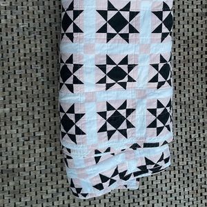 100% cotton Calvin Klein quilt. Queen size.